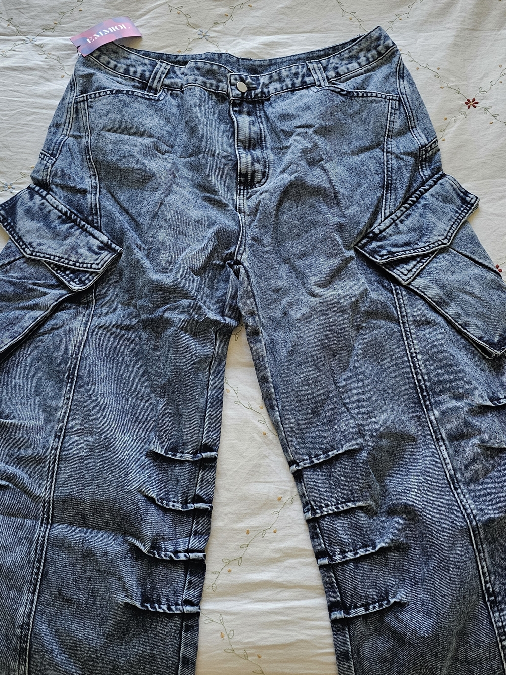 Baggy Cargo Acid-Wash Jeans in Blue